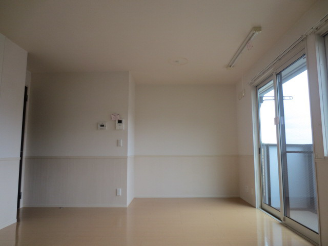 ローテローゼ恵比須の居間・リビング