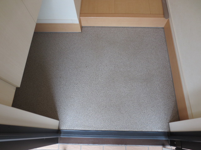 ローテローゼ恵比須の玄関