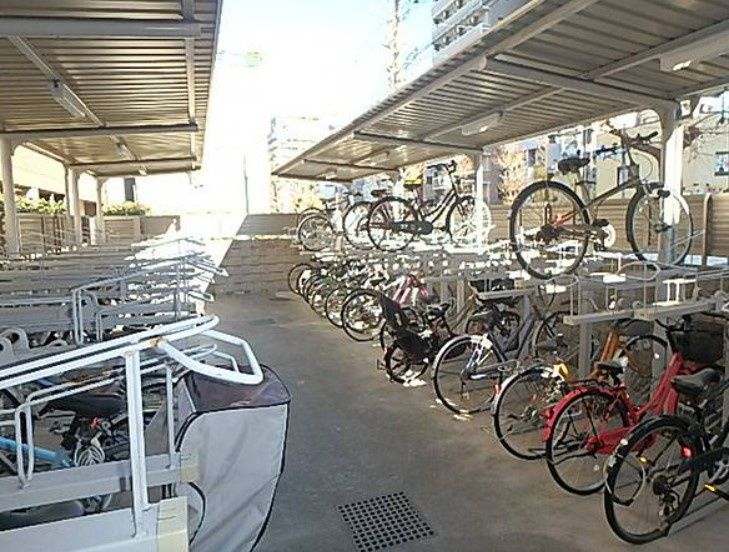 プレサンス本駒込アカデミアの駐車場|駐輪場