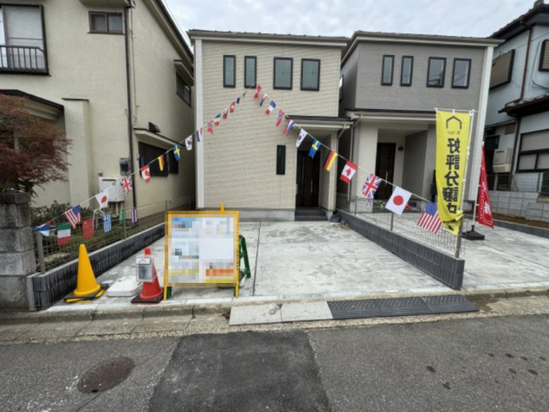 松戸市八ケ崎５丁目新築戸建【八ヶ崎小学校：9分】の駐車場|2号棟駐車スペース・並列2台駐車可