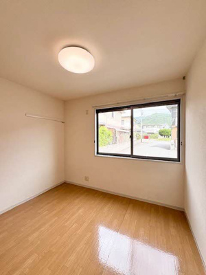 【洋室】 | キングハイツ滝河内