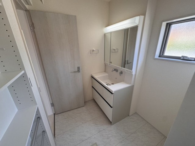 【独立洗面台】 | リーブルガーデン．Ｓ　行田城西第２　 | ５号棟現地洗面所（2025年08月24日）撮影