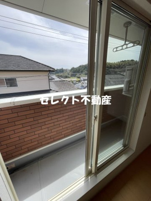 【バルコニー】 | シャトレー　ポワリエ　Ａ | 【シャトレー　ポワリエ　Ａ】落ち着いた時間を過ごせるバルコニーです