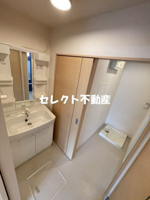 【洗面所】 | シャトレー　ポワリエ　Ａ | 【シャトレー　ポワリエ　Ａ】洗面所です