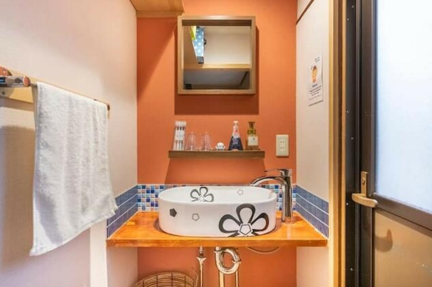 上京区利生町 中古テラスの独立洗面台