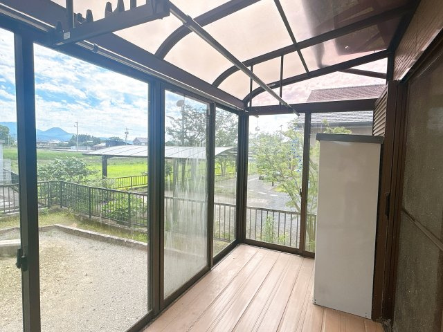 えびの市大字原田の中古一戸建のその他|サンルーム
