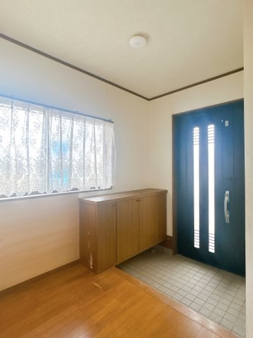 えびの市大字原田の中古一戸建の玄関