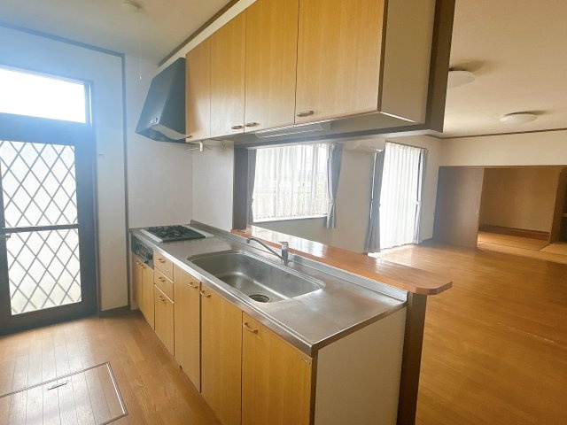 えびの市大字原田の中古一戸建のキッチン