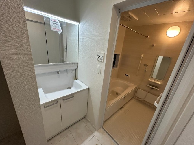 神戸市垂水区仲田3丁目の独立洗面台