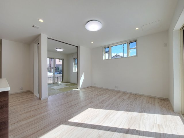 内原Ⅵ・新築戸建の居間・リビング