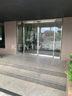 【エントランス】 | エクラン久が原 | 落ち着いたエントランスです