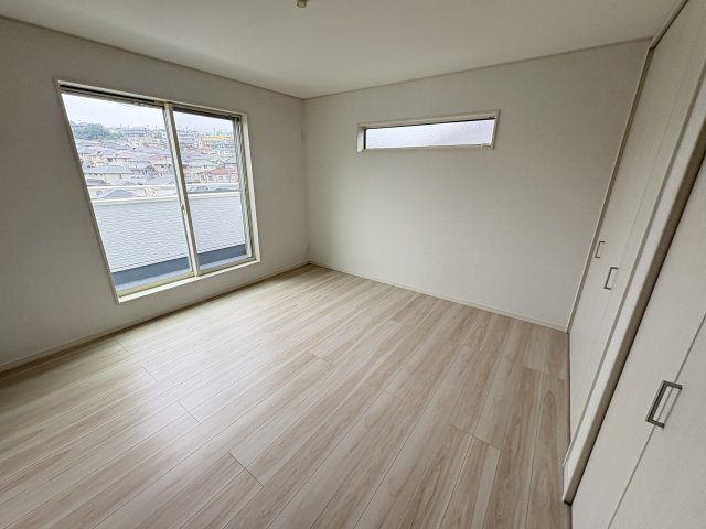 神戸市垂水区つつじが丘6丁目新築戸建の洋室