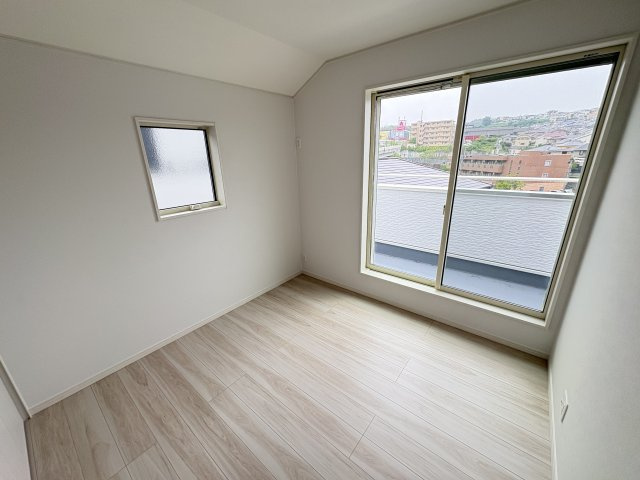 神戸市垂水区つつじが丘6丁目新築戸建の洋室