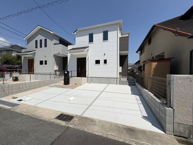 神戸市垂水区つつじが丘6丁目戸建の外観