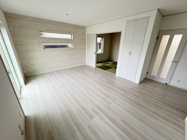 神戸市垂水区つつじが丘6丁目新築戸建の居間・リビング