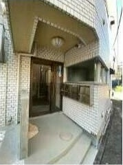 グランフォークス目黒のエントランス