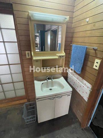 秋月戸建の洗面所