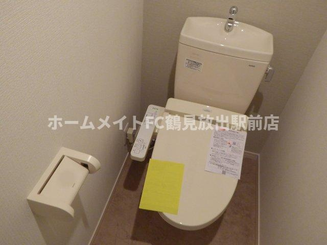大阪市城東区鴫野東３丁目のアパートのトイレ