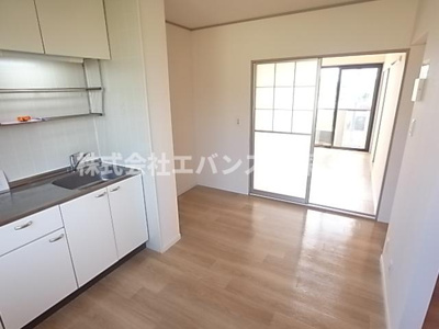  | サンビレッジ