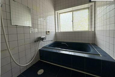 草津市野村4丁目店舗兼住宅の浴室