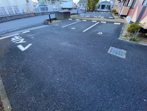 【駐車場】