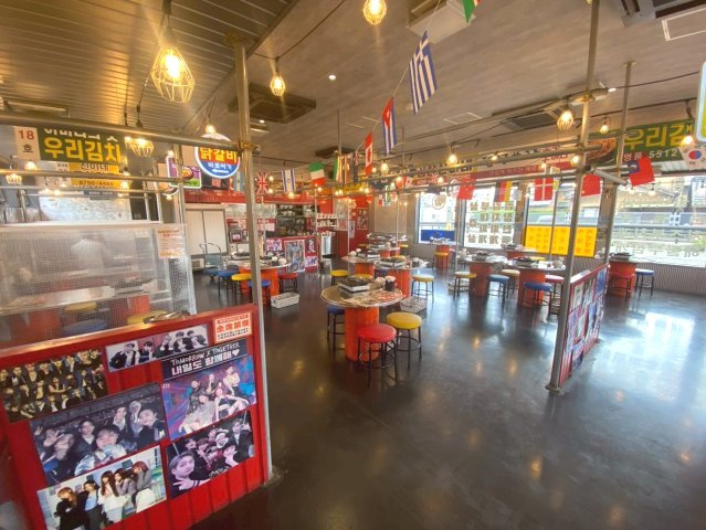 東大友町並木側貸店舗の内装