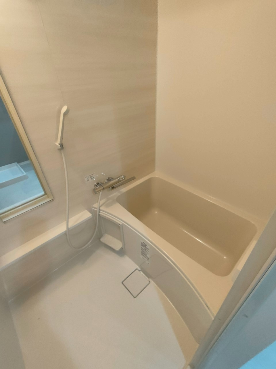 三郷早稲田団地3-23-2号棟の浴室|日々の疲れを癒すお風呂です