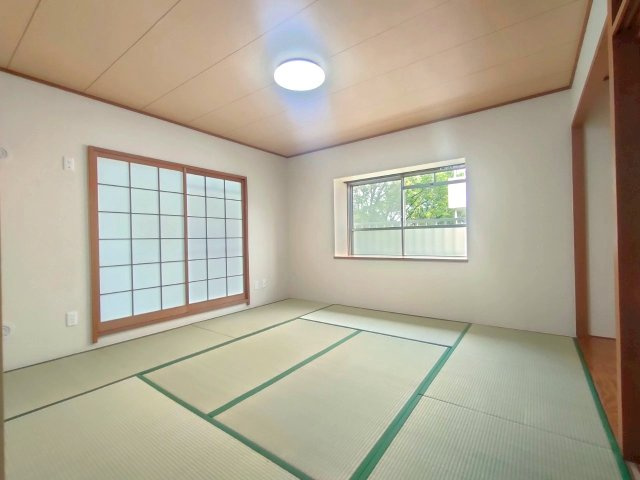三郷早稲田団地3-23-2号棟の和室|い草の香りが落ち着く素敵な和室です