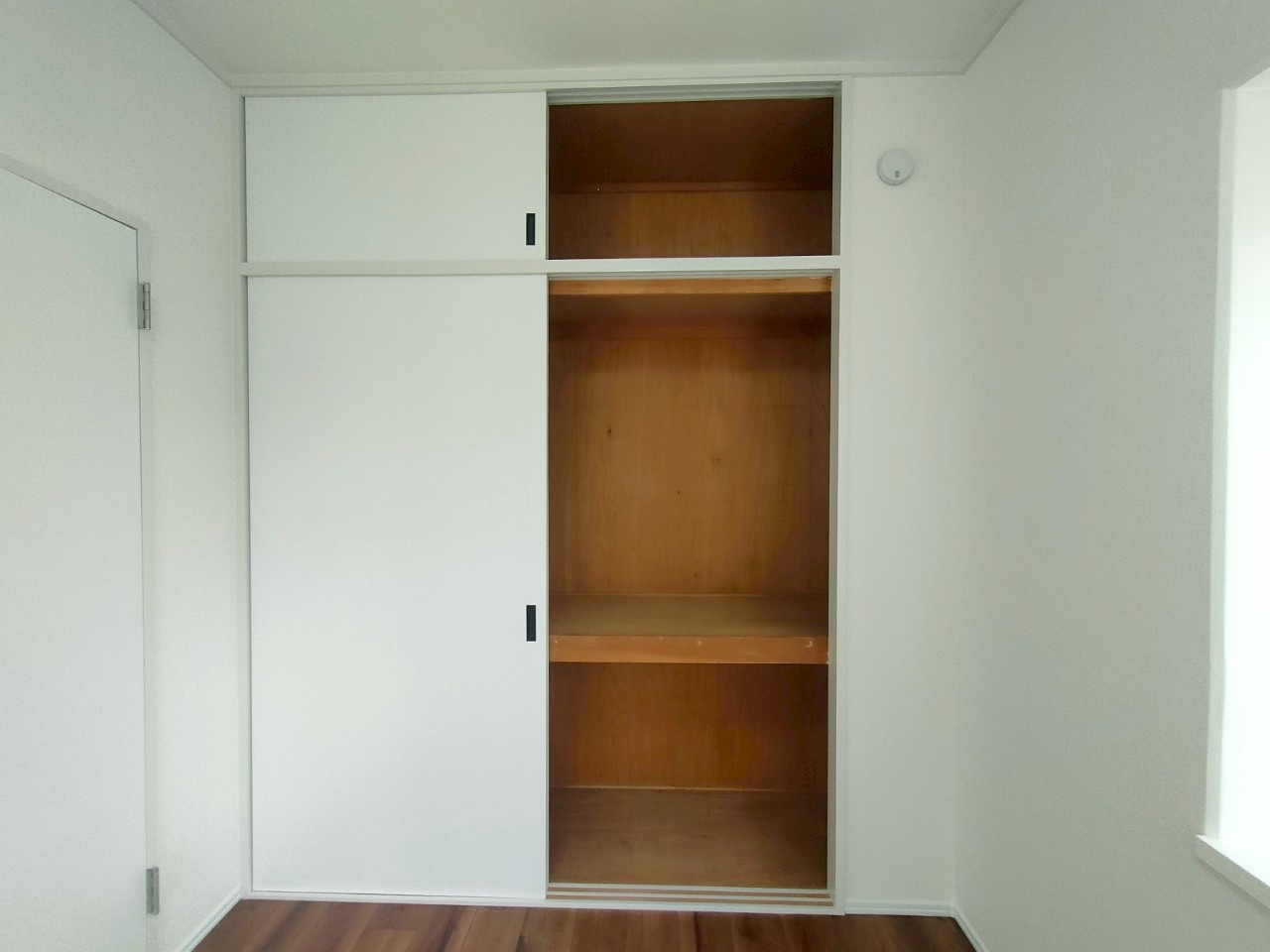 三郷早稲田団地3-23-2号棟の収納|収納豊富です