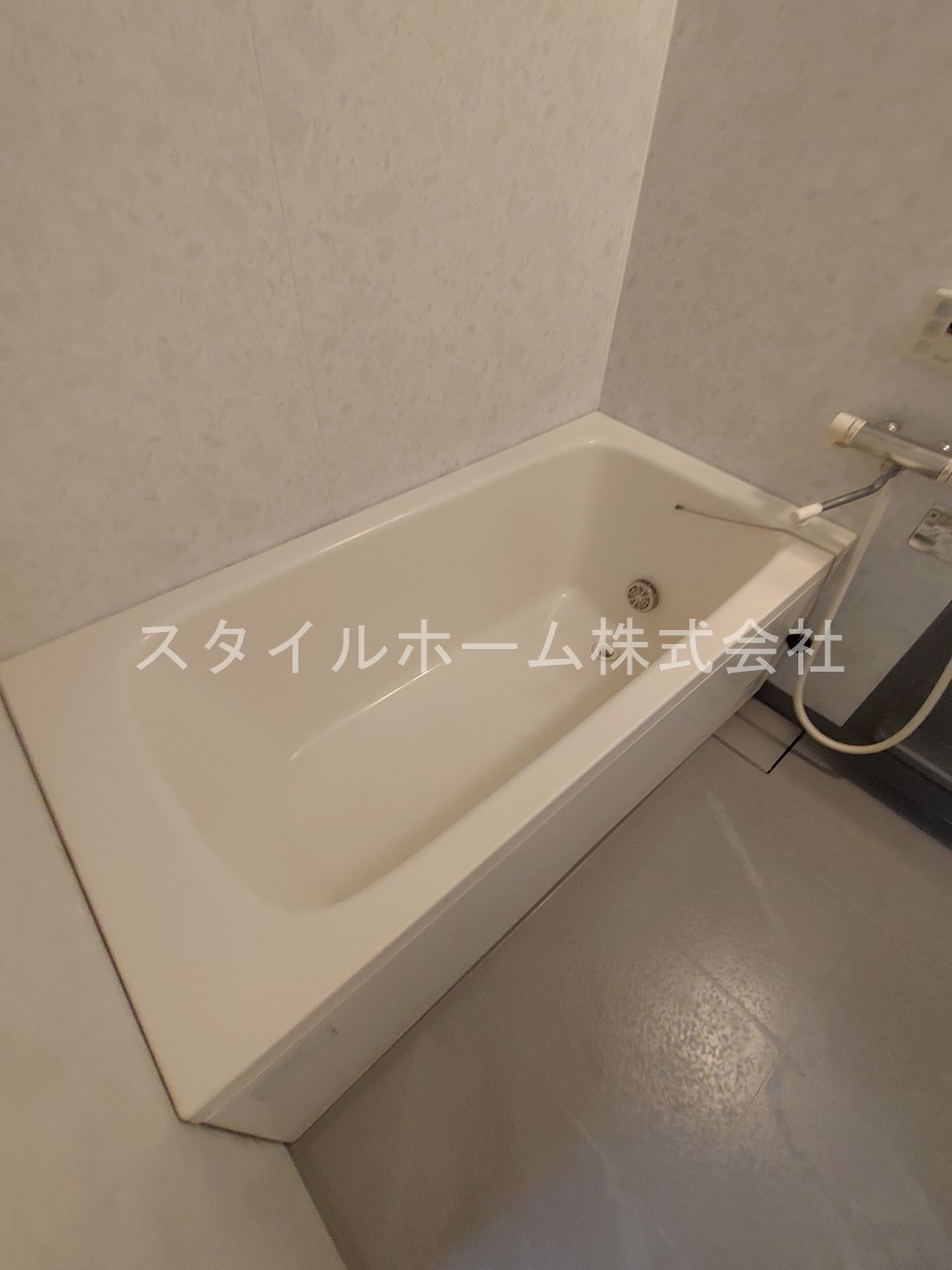 ニューラフィーネの浴室|別部屋写真です。