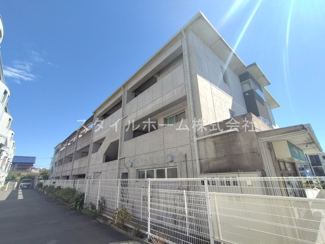 ニューラフィーネの外観