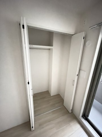 大阪市都島区内代町１丁目の賃貸マンションの収納