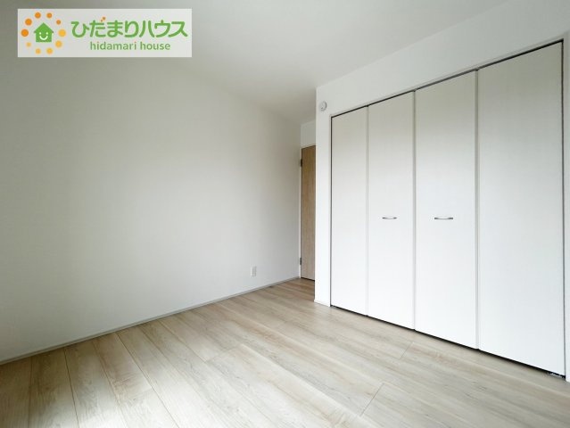 日立市水木町2丁目　新築戸建の洋室|洋室は高い天井のゆったりとした空間を演出(^^)/