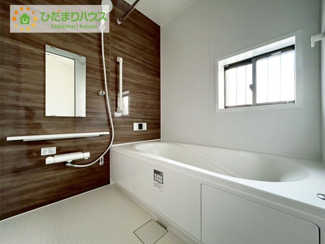 日立市水木町2丁目　新築戸建の浴室|清潔感のある浴室は自分一人のリラックス空間を演出してくれます。もちろんお子様と一緒でも十分な広さがあり快適です(^^♪