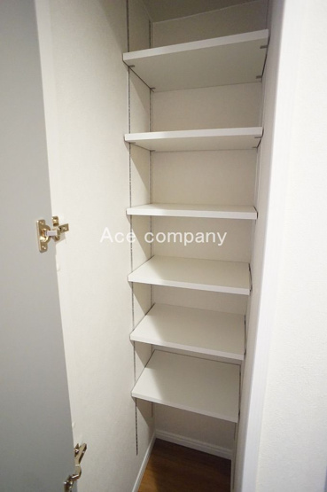 【収納】 | エーデルハイム関目 | 廊下にある収納です♪