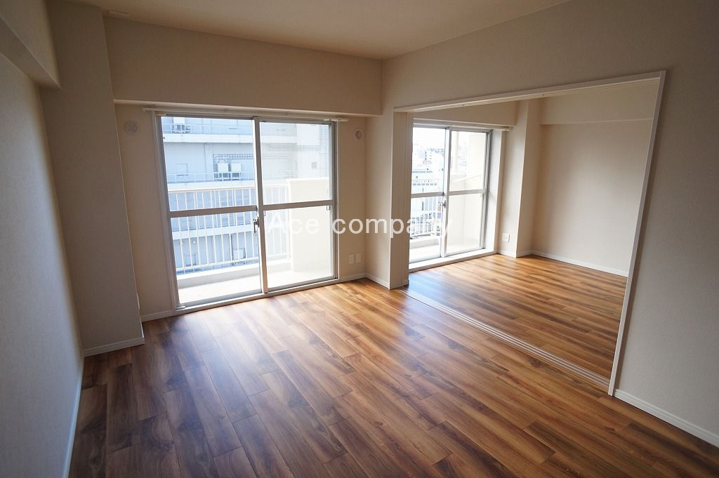 【居間・リビング】の画像