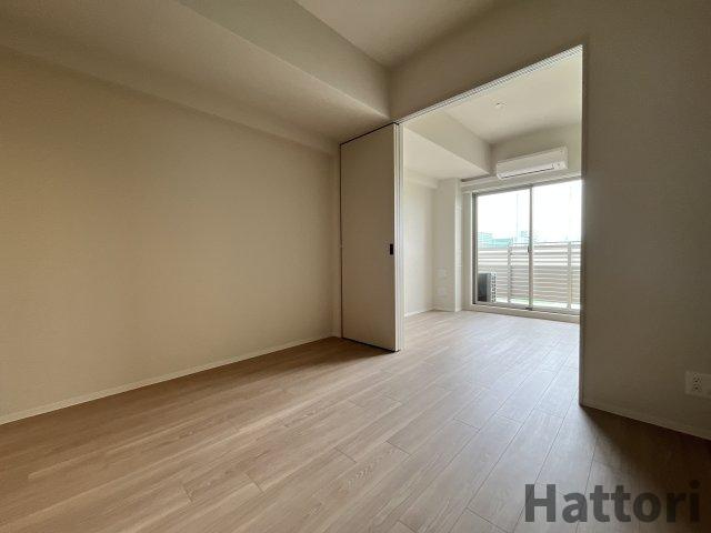 MAXIVCROS江坂の居間・リビング