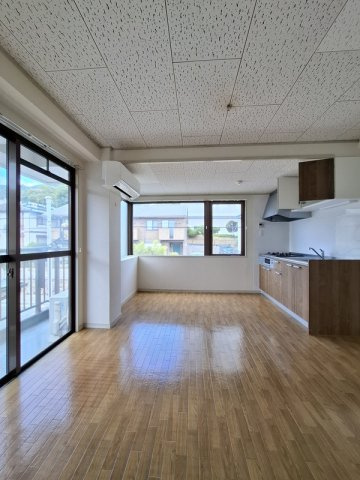 六甲司マンションの居間・リビング