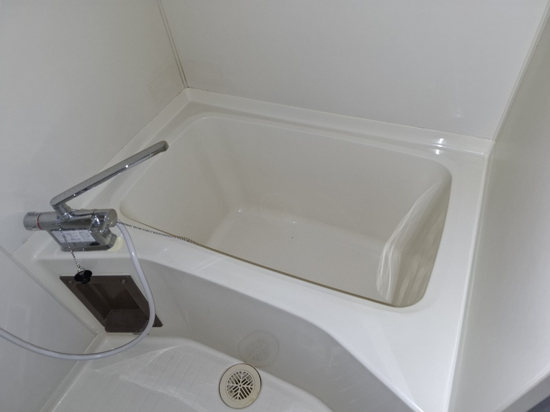 六甲司マンションの浴室