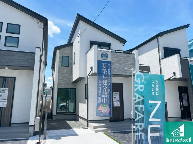 茨木市鮎川　新築一戸建ての外観|お客様に長く安心して住んでいだだける事にこだわった家づくり！住んでからのアフターサービスにもしっかりと取り組んでいます！