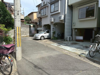 【前面道路含む現地写真】