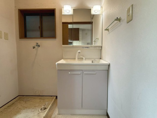 【独立洗面台】