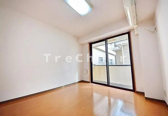 アークヒルズ蕨南町の居間・リビング