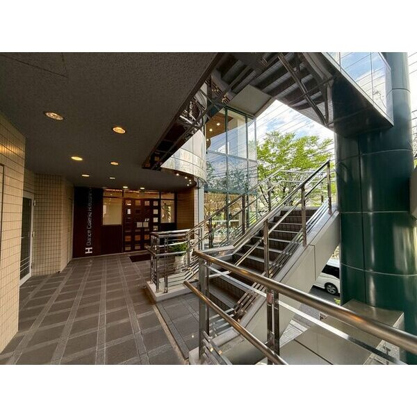 リアライズ芦屋東山のロビー