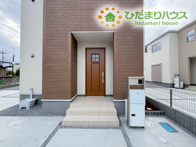 行田市城西第2　新築一戸建て　リーブルガーデン　09のエントランス