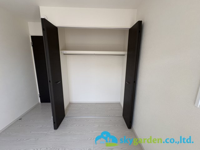 藤沢市善行坂1期　新築戸建　全3棟2号棟の収納|便利な収納スペースです