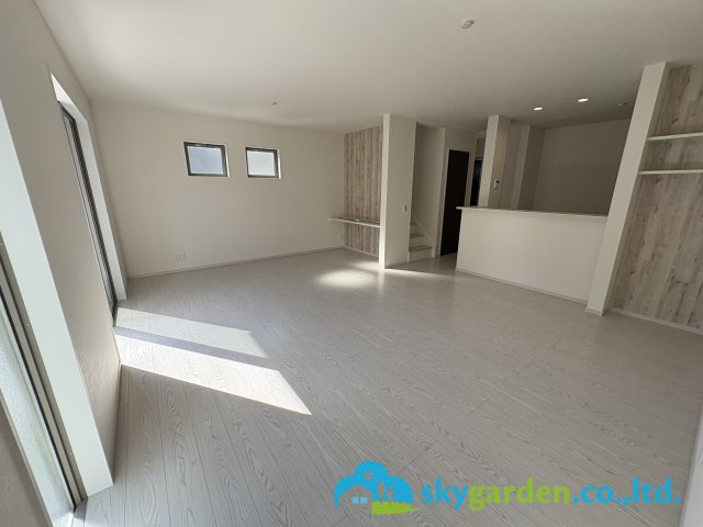 藤沢市善行坂1期　新築戸建　全3棟3号棟の居間・リビング