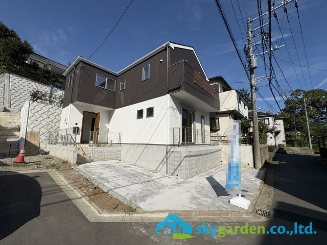 藤沢市善行坂1期　新築戸建　全3棟3号棟の前面道路含む現地写真|前面道路含む現地写真です