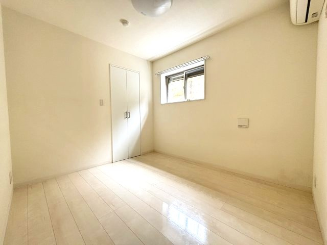ステラウッド野中Ⅱの洋室