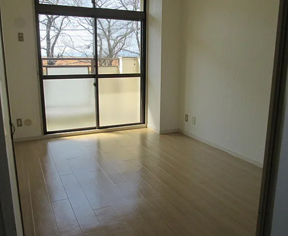 熊谷市万平町1丁目　一棟マンションの洋室